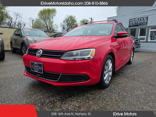 Tornado Red 2013 Volkswagen Jetta SE