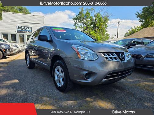 Gray 2012 Nissan Rogue S
