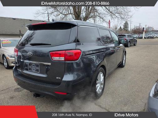 2016 Kia Sedona EX