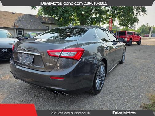 Gray 2017 Maserati Ghibli S Q4