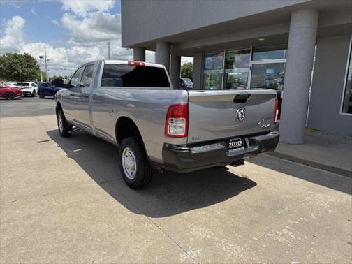 2022 RAM 2500 Tradesman Crew Cab 4x4 8' Box