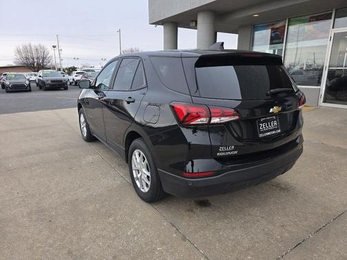 2023 Chevrolet Equinox LS