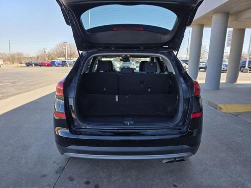 2021 Hyundai TUCSON SEL