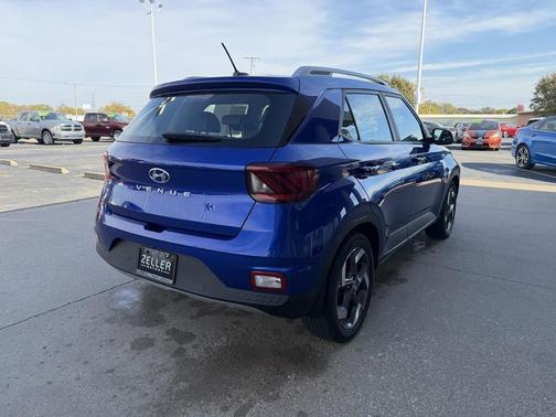 2023 Hyundai VENUE Limited
