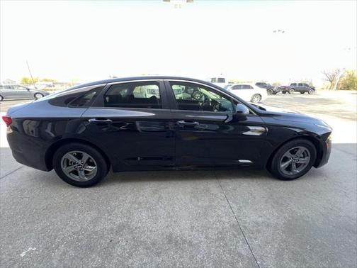 2021 Kia K5 LX