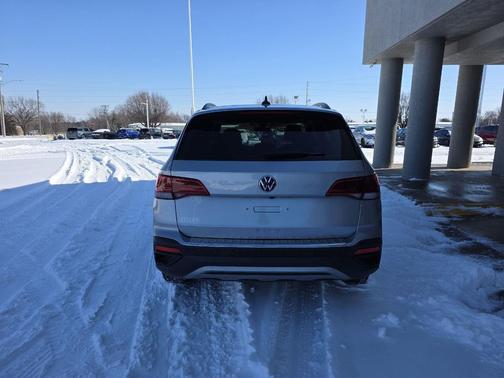 2024 Volkswagen Taos 1.5T S