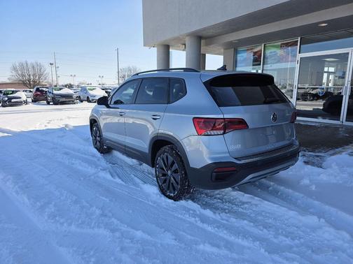 2024 Volkswagen Taos 1.5T S