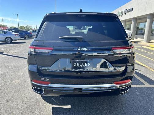 2023 Jeep Grand Cherokee Summit