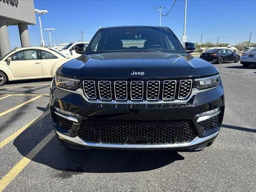 2023 Jeep Grand Cherokee Summit