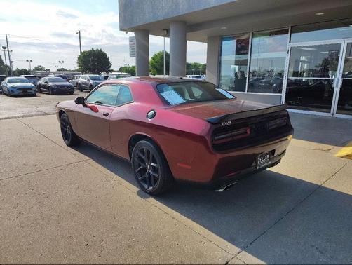 Octane Red Pearlcoat 2023 Dodge Challenger SXT