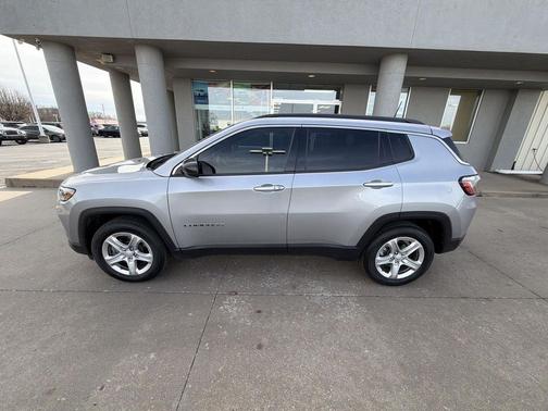 2023 Jeep Compass Latitude
