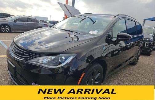 2019 Chrysler Pacifica Hybrid Limited