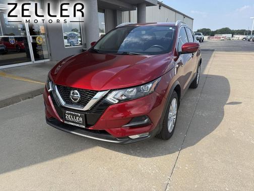 2022 Nissan Rogue Sport SV