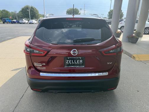 2022 Nissan Rogue Sport SV
