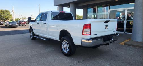 2024 RAM 2500 Big Horn Crew Cab 4x4 8' Box