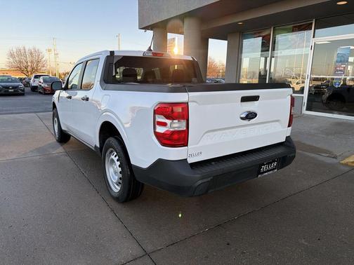 2022 Ford Maverick XL