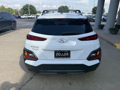 2021 Hyundai KONA SEL