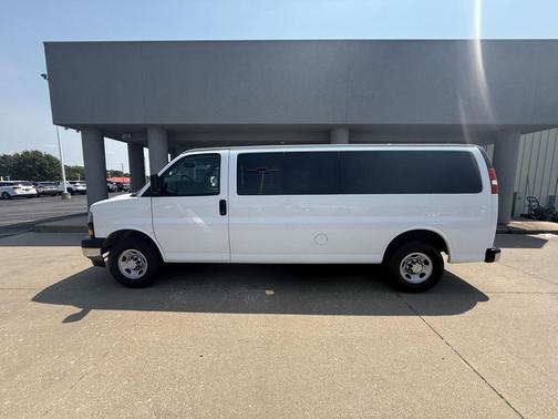 2020 Chevrolet Express 3500 RWD 3500 Extended Wheelbase LS