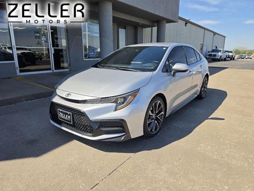Classic Silver Metallic 2020 Toyota Corolla SE