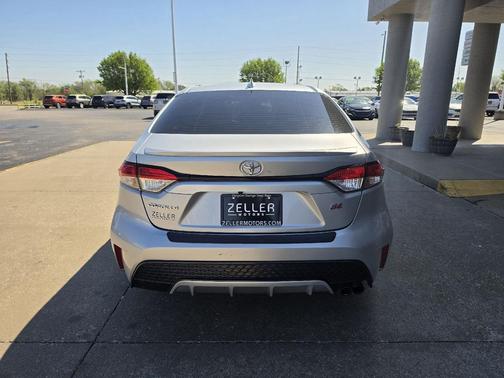 Classic Silver Metallic 2020 Toyota Corolla SE