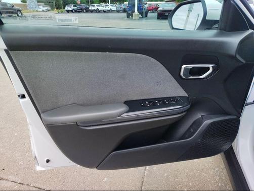 Snow White Pearl 2025 Kia K4 EX