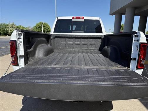 2025 RAM 2500 Tradesman Crew Cab 4x4 6'4' Box