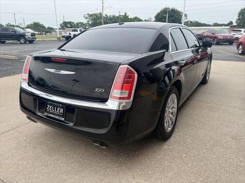 2012 Chrysler 300 Limited