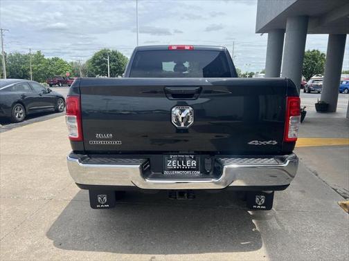 2020 RAM 2500 Big Horn Crew Cab 4X4 6'4' Box