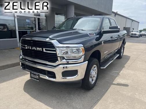 2020 RAM 2500 Big Horn Crew Cab 4X4 6'4' Box