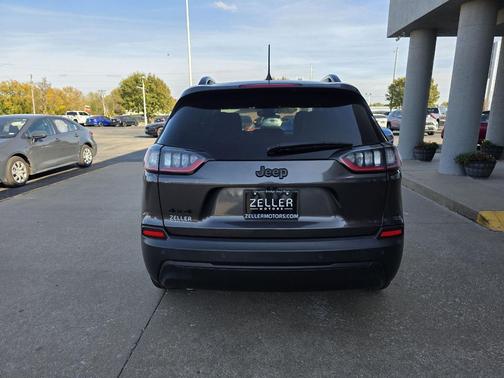 2023 Jeep Cherokee Altitude