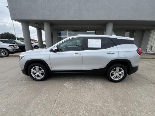 2021 GMC Terrain SLE