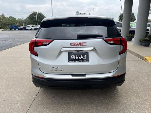 2021 GMC Terrain SLE