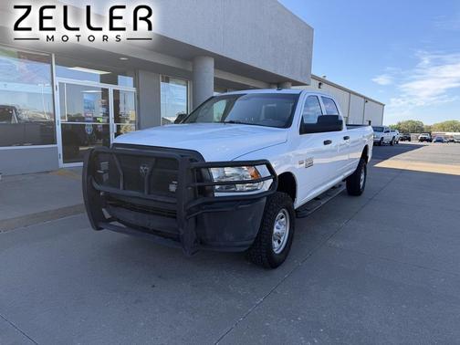 2018 RAM 2500 Tradesman Crew Cab 4x4 8' Box