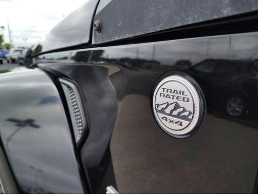 Black Clearcoat 2019 Jeep Wrangler Unlimited Sahara
