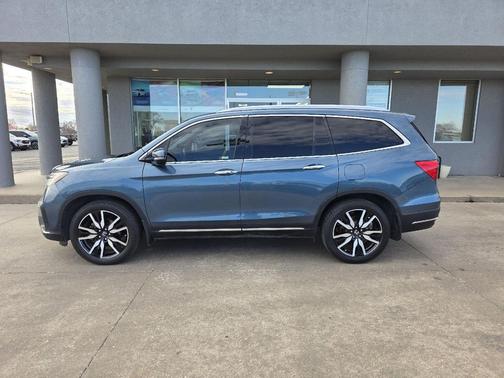 2019 Honda Pilot Touring 8-Passenger
