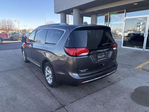 2019 Chrysler Pacifica Limited