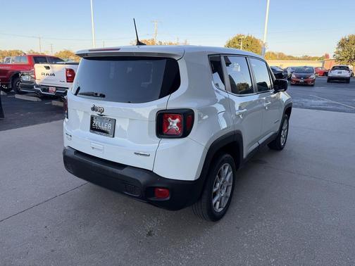 2022 Jeep Renegade Latitude