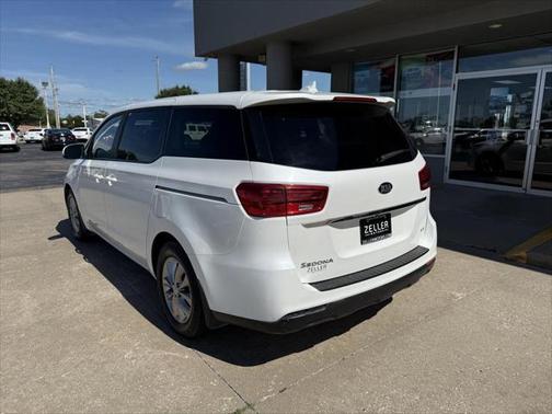 2021 Kia Sedona LX