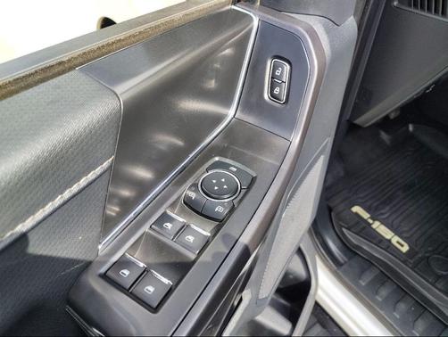 Oxford White 2024 Ford F-150 XLT