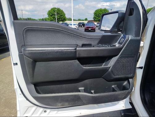 Oxford White 2024 Ford F-150 XLT
