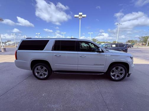 2018 Chevrolet Suburban Premier