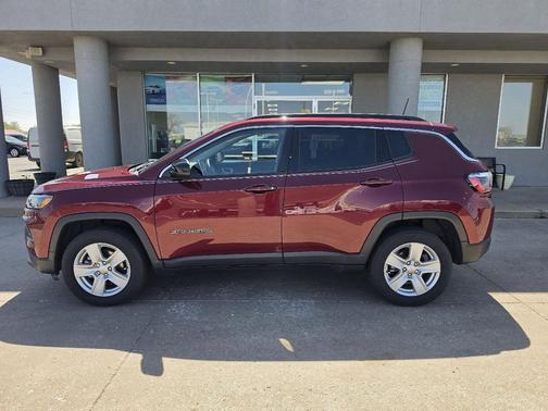 Velvet Red Pearlcoat 2022 Jeep Compass Latitude