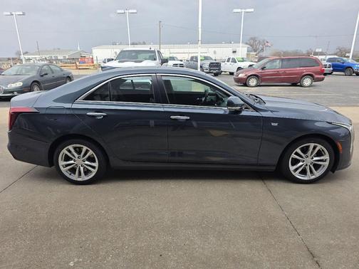 2021 Cadillac CT4 Luxury