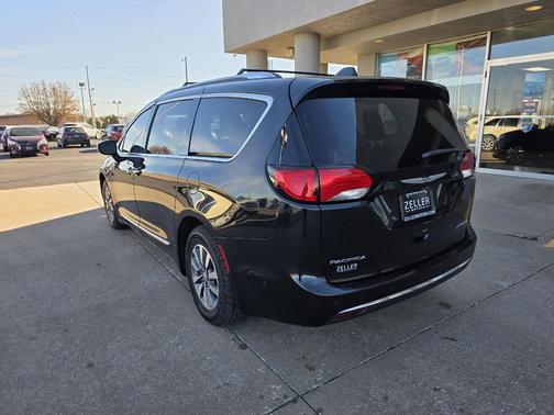 2020 Chrysler Pacifica Hybrid Limited