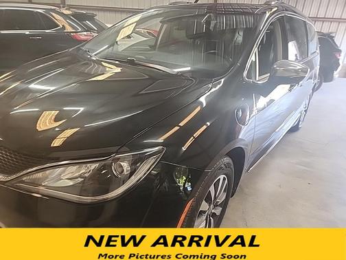 2020 Chrysler Pacifica Hybrid Limited