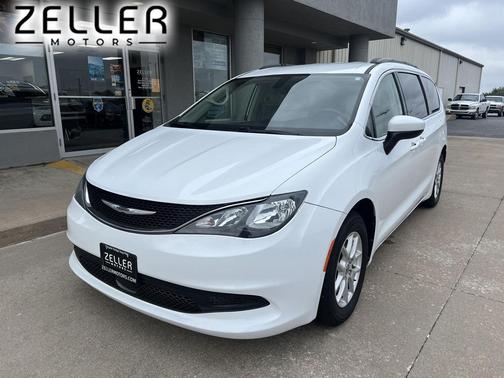 2021 Chrysler Voyager LXI