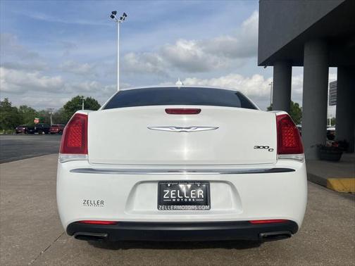 2017 Chrysler 300C Base