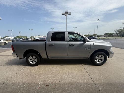 2022 RAM 1500 Classic SLT