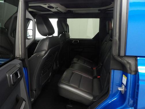 VELOCITY BLUE 2025 Ford Bronco Badlands