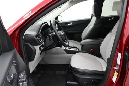 2026 Ford Escape Platinum